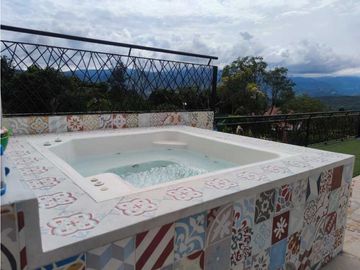 Casa En Condominio Con Hermosa Vista Cerca Al Centro