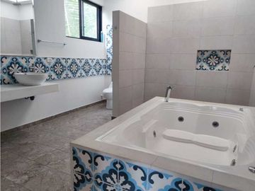 Casa En Condominio Con Hermosa Vista Cerca Al Centro