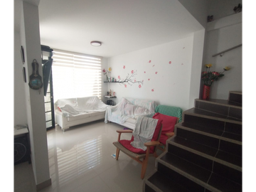 Se vende casa de 109 M2 en 480 mill en La Mesa Cund, Palmas de Iraka 1