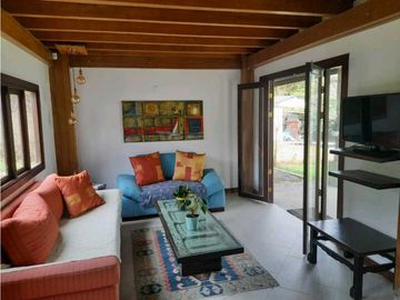 Renta casa amoblada