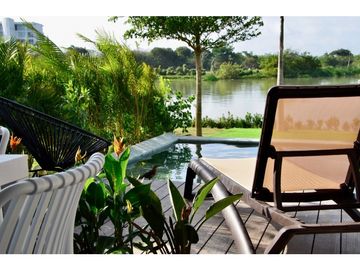 VENTA CASA CON PISCINA EN KARIBANA