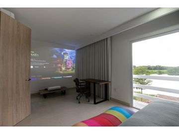 VENTA CASA CON PISCINA EN KARIBANA