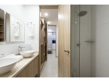 VENTA CASA CON PISCINA EN KARIBANA