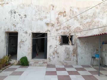 Calle Colonial en Venta