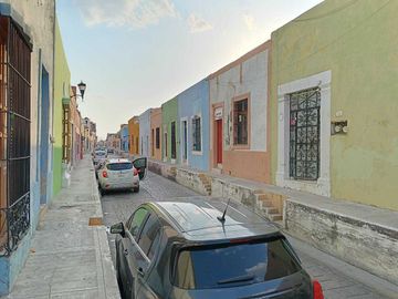 Calle Colonial en Venta