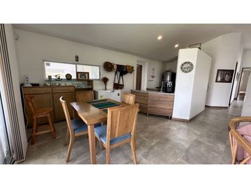 Se vende casa campestre en el sector del Caimo