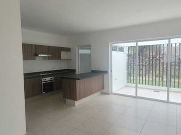 Casa en Venta por Mariano Otero, Zapopan Jalisco.
