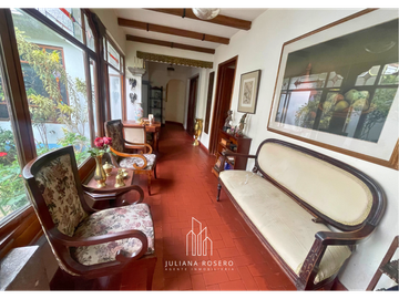 VENDO CASA ESQUINERA EN CATAY (1 PISO)