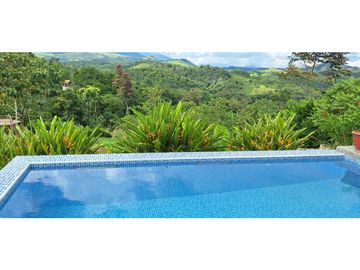 Casa de Campo con Piscina - Bello Horizonte - Tarapoto