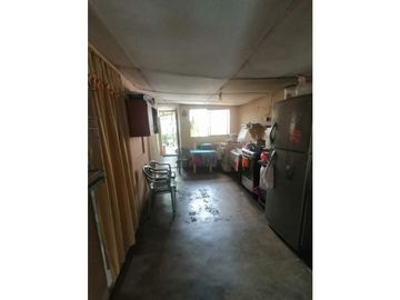 AMPLIA CASA EN VENTA SAN ROQUE