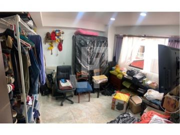 VENDO CASA CON PISCINA EN CAMPOBELLO