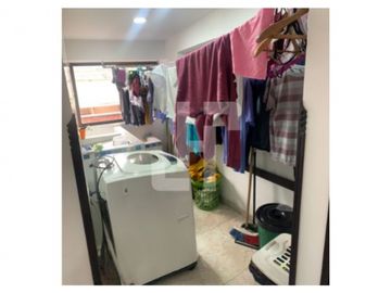 VENDO CASA CON PISCINA EN CAMPOBELLO