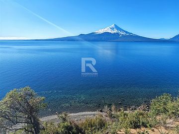 PARCELAS CON  VISTA AL LAGO LLANQUIHUE EN BOSQUE MIRADOR