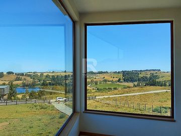 EXTRAORDINARIA CASA NUEVA EN PTO DOMEYKO A 5 KM DE FRUTILLAR