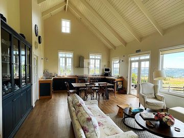 CASA LAS ENCINAS, A SÓLO 7KM DE FRUTILLAR.