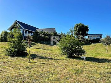 CASA LAS ENCINAS, A SÓLO 7KM DE FRUTILLAR.