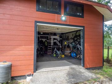 HERMOSA CASA EN CONDOMINIO A SÓLO 6KM DEL CENTRO