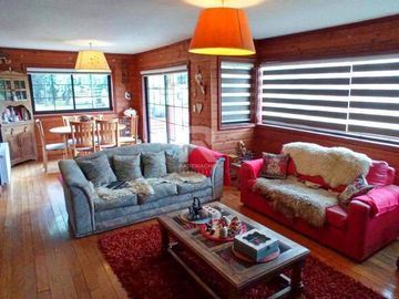 HERMOSA CASA EN CONDOMINIO A SÓLO 6KM DEL CENTRO
