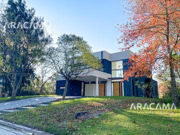 Casa en venta - Canning