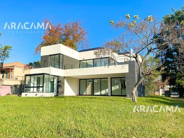 Casa en venta - Canning