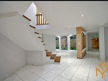 BAJA DE PRECIO !!!Casa en Venta  en Virreyes Residencial (Recorrido Virtual)