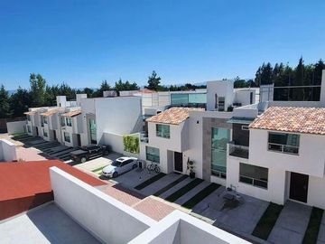 Casa en Condominio en Venta, Cacalomacan, Toluca, Edo. México