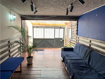 Casa en venta  amoblada en floresta