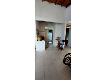 CÚCUTA - BARRIO EL CONTENTO VENTA DE CASA CON RENTAS.