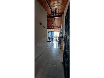 CÚCUTA - BARRIO EL CONTENTO VENTA DE CASA CON RENTAS.