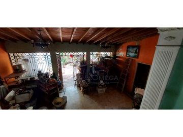 CÚCUTA - BARRIO EL CONTENTO VENTA DE CASA CON RENTAS.