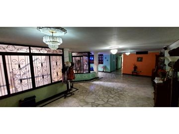 CÚCUTA - BARRIO EL CONTENTO VENTA DE CASA CON RENTAS.