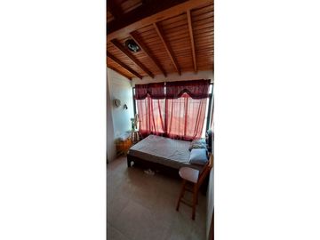 CÚCUTA - BARRIO EL CONTENTO VENTA DE CASA CON RENTAS.