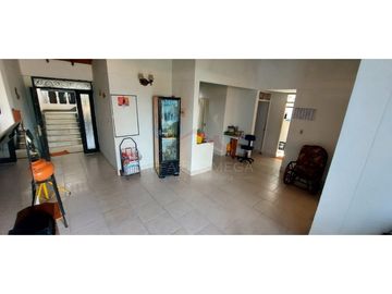 CÚCUTA - BARRIO EL CONTENTO VENTA DE CASA CON RENTAS.