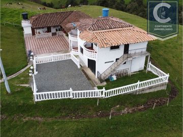 VENTA CASA CAMPESTRE LA CUCHILLA SAN PEDRO DE LOS MILAGROS