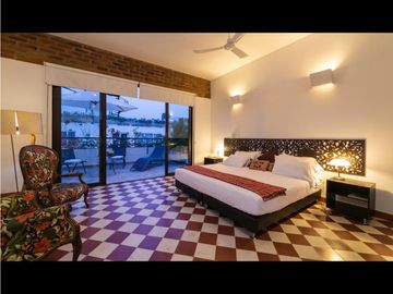 Hostal en venta, Centro Historico a 2 cuadras del mar|Santa Marta