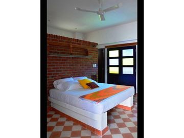 Hostal en venta, Centro Historico a 2 cuadras del mar|Santa Marta