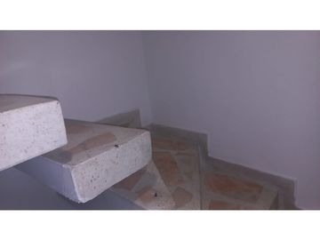VENTA DE EXCELENTE CASA EN CALI EN EL BARRIO CANEY INVERSION