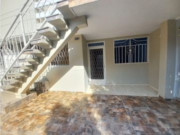 VENTA DE BELLOS APARTAMENTOS  PRIMER Y SEGUNDO PISO