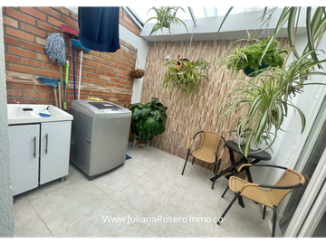 VENDO CASA REMODELADA EN GUAYACANES DEL RIO