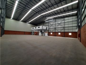 VENTA BODEGA 1033 MT2 ACOPI YUMBO VALLE