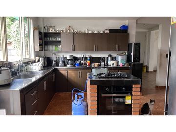 Se vende casa residencial o para hotel en Circaisa Quindio