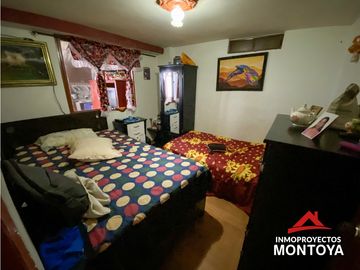 Casa de 3 apartamentos independientes cerca la Fiscalía de Pereira
