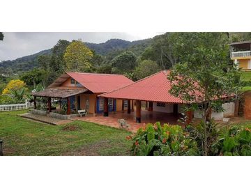 CASA CAMPESTRE EN VENTA TOCOTA (DARIEN)