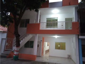 Hermosa Casa Bifamiliar de 2 pisos en Gaira 005