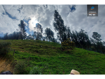 TERRENO EN VENTA EN CHIQUINTAD