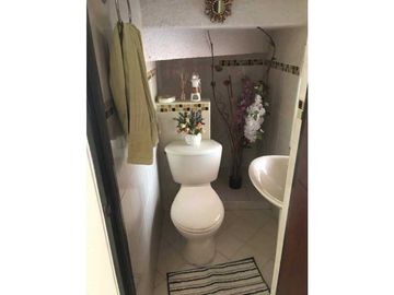Casa para la venta en la ciudad de Cali barrio Melendez esquinera