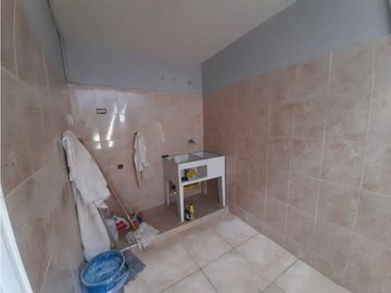 Barrio Fátima - Casa esquinera bifamiliar remodelada en venta Palmira