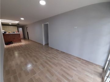 Barrio Fátima - Casa esquinera bifamiliar remodelada en venta Palmira