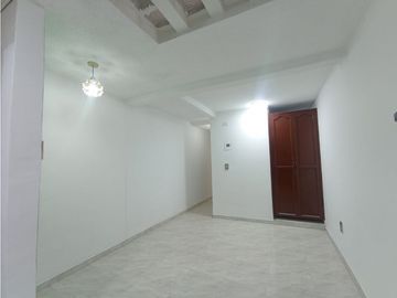 SE VENDE CASA EN BRISAS DE LOS ALAMOS