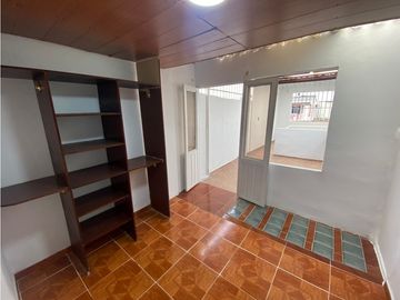 SE VENDE CASA EN BRISAS DE LOS ALAMOS